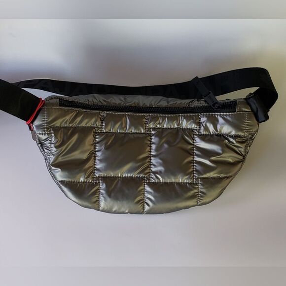 NWT Pajar Quilted Belt Bag Fanny Pack in Gunmetal - Picture 2 of 10